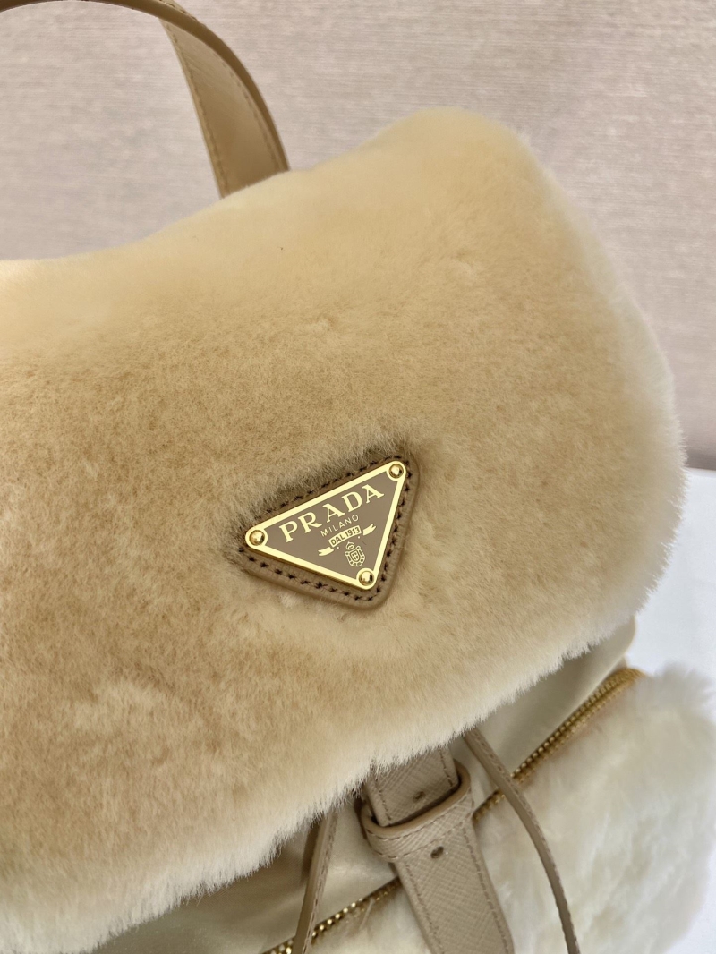 Pra*a backpacks